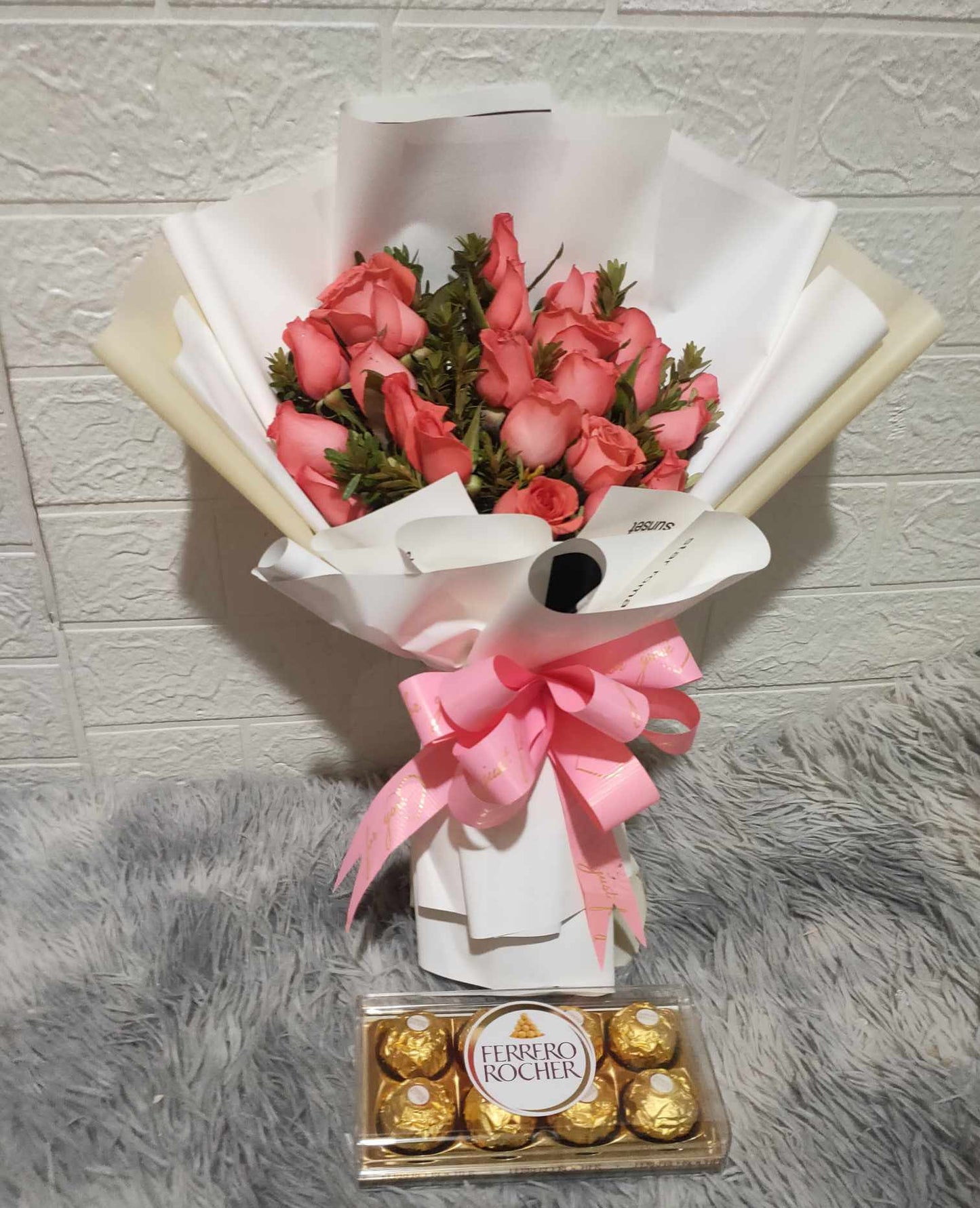 24 Pcs Orange Rose Bouquet