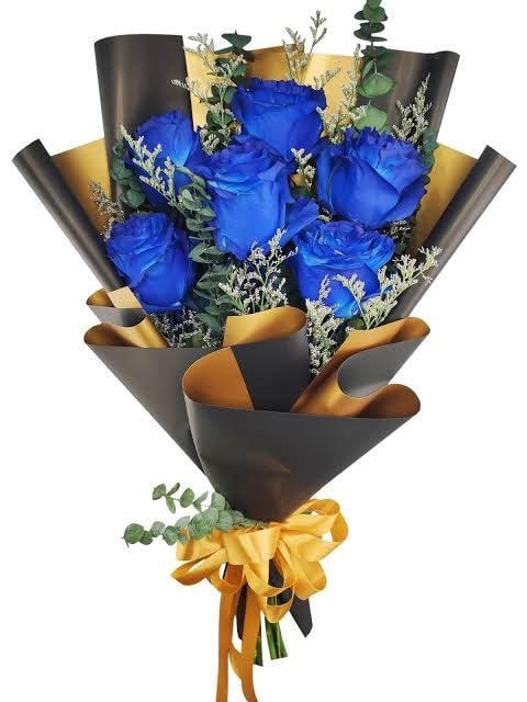 6pcs. Ecuadorian Blue Roses