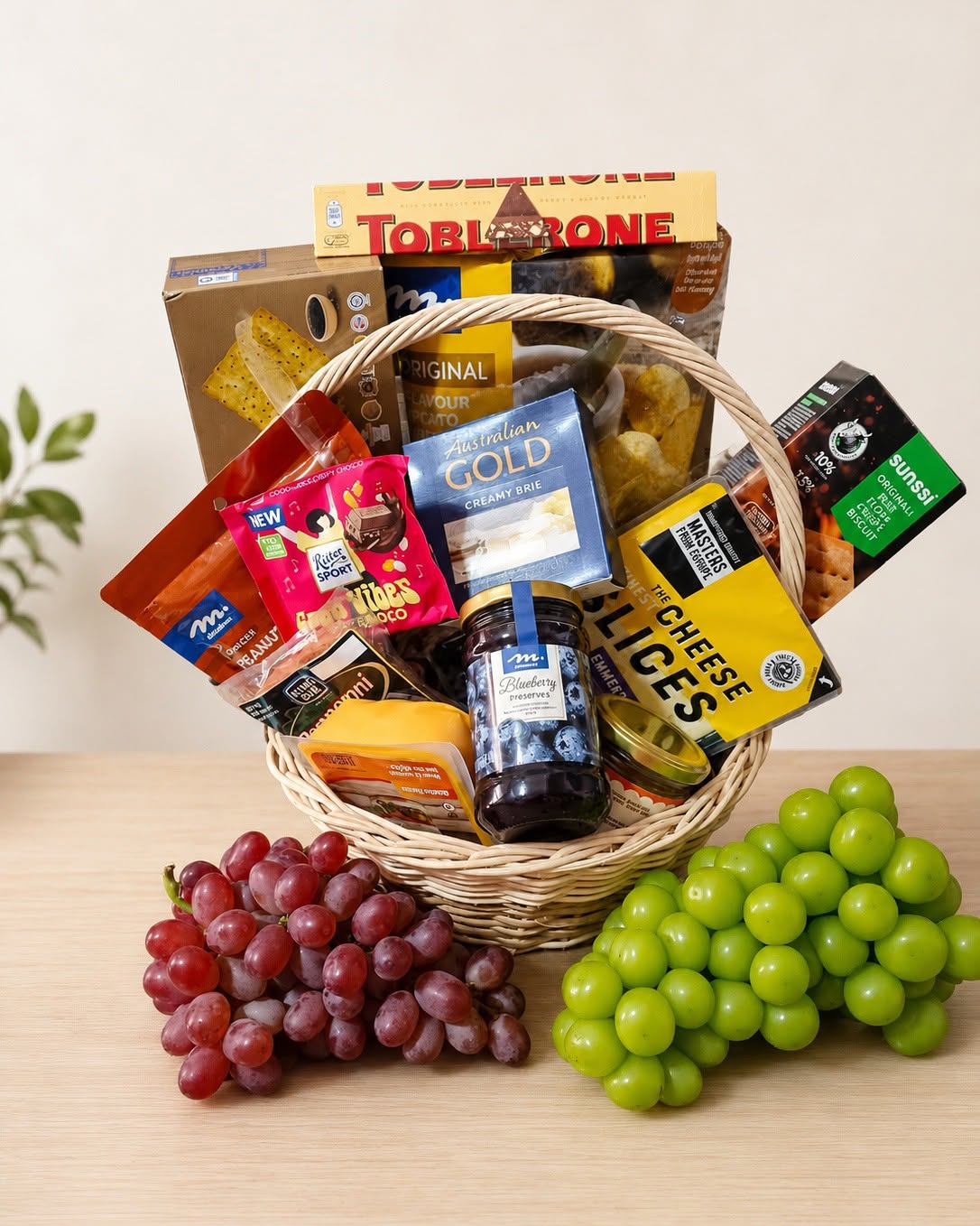 Outrageously Hamper