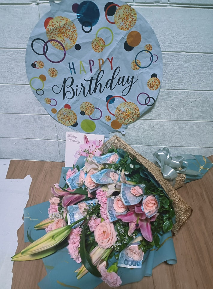 Mixed flowers with 10k Money Bouquet