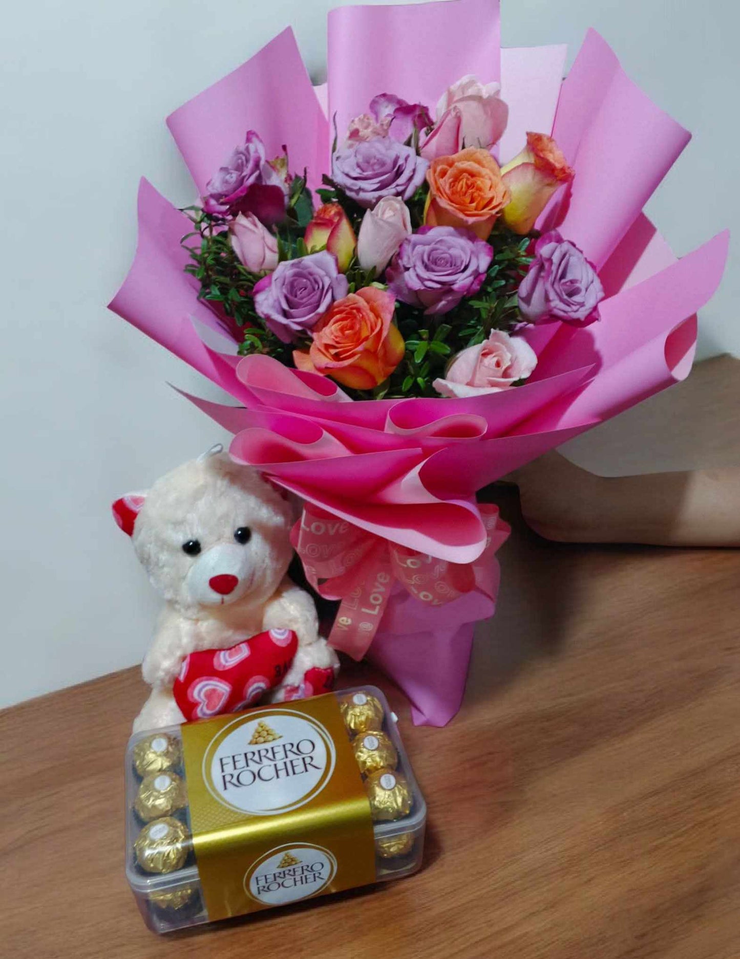 1dz. Mixed Roses Teddy Bear and Ferrero