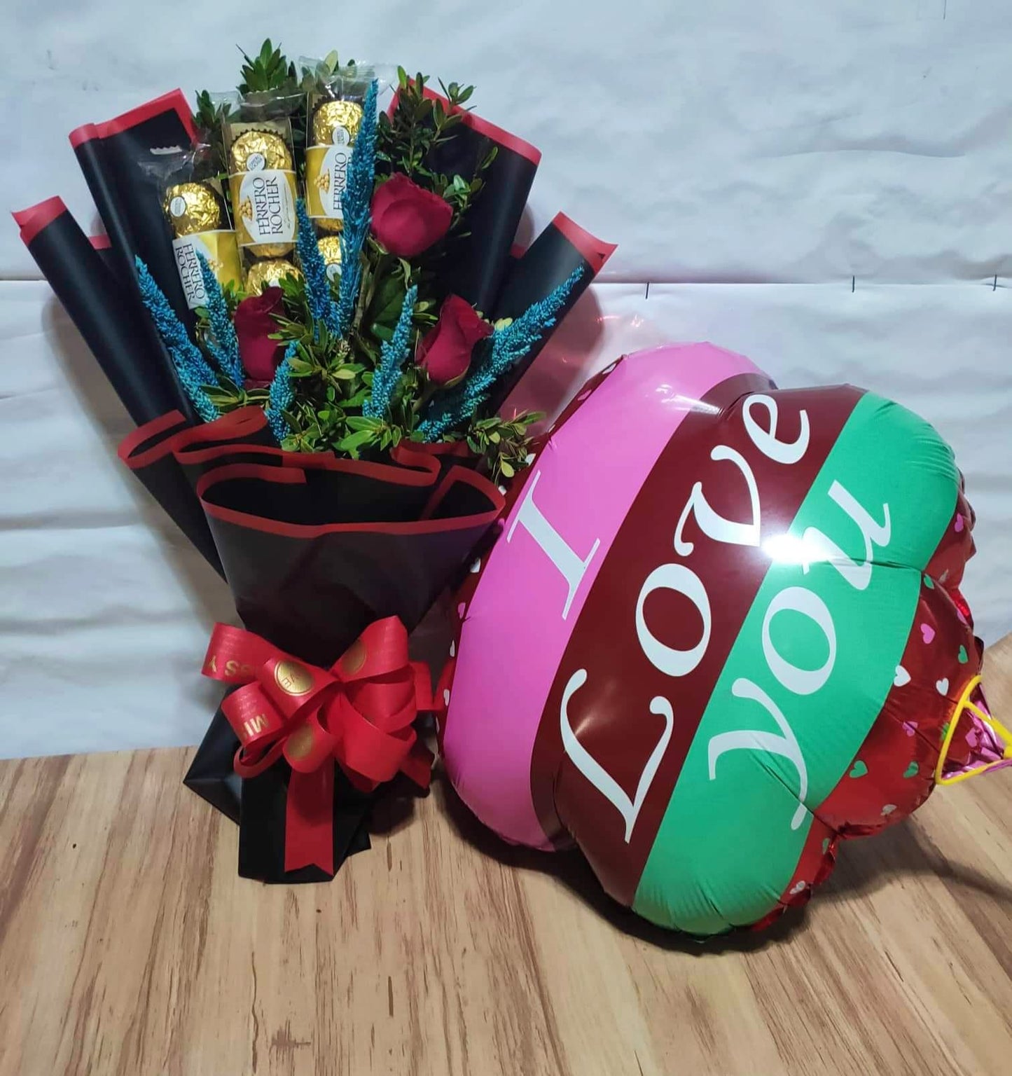 3 Ferrero and Roses with Balloon