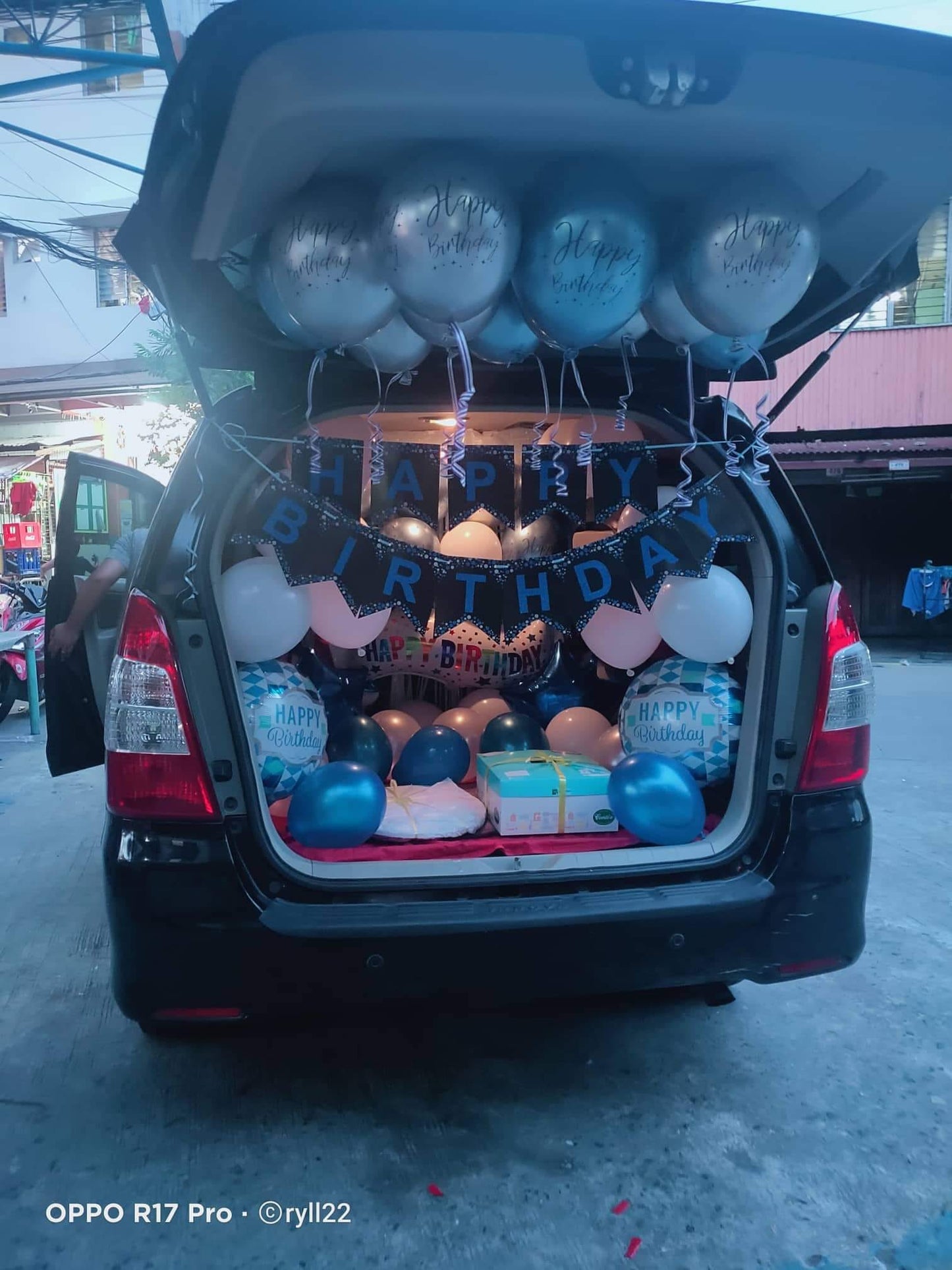 Customize Car Surprise - Birthday Blue Theme