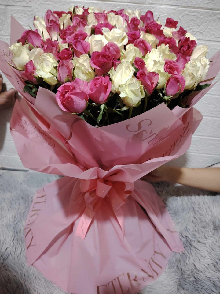 100pcs. Hot Pink and White Roses