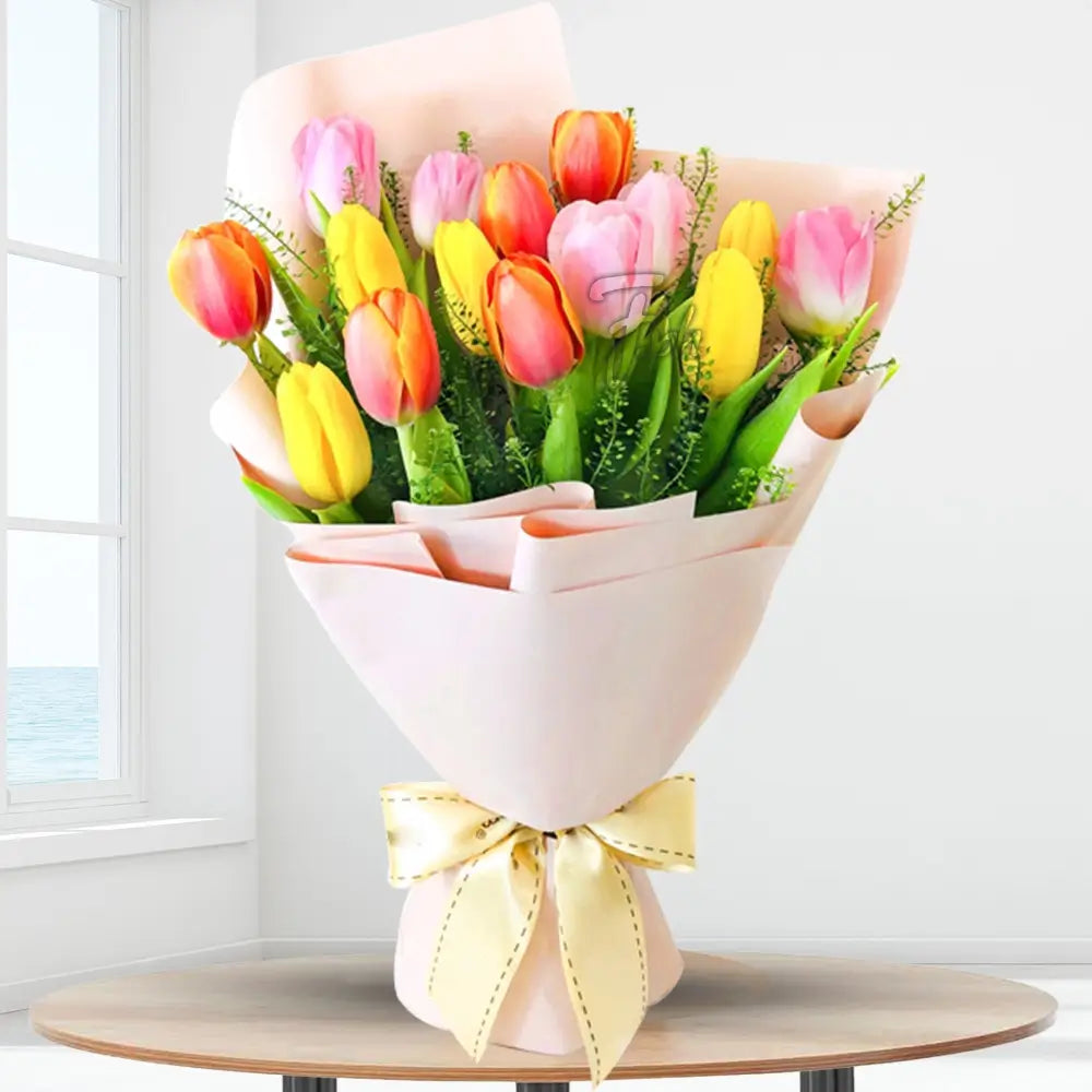 Bright 15 Tulips