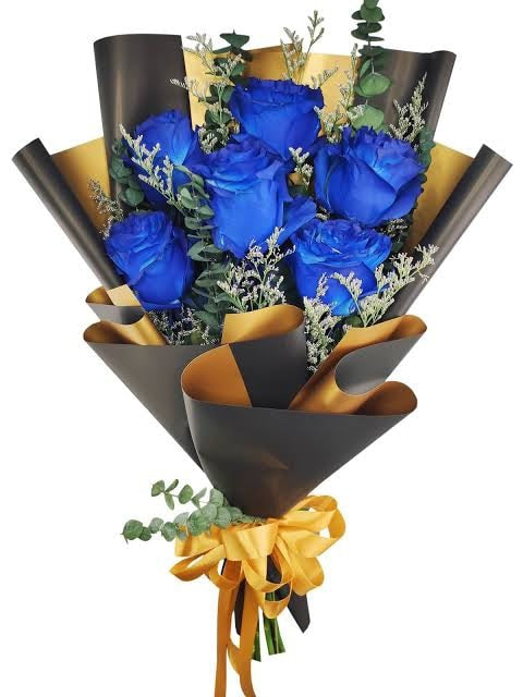 6pcs.  Ecuadorian Blue Roses