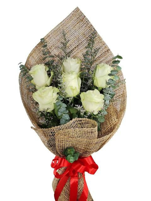 6pcs.  EcuadorianWhite Roses