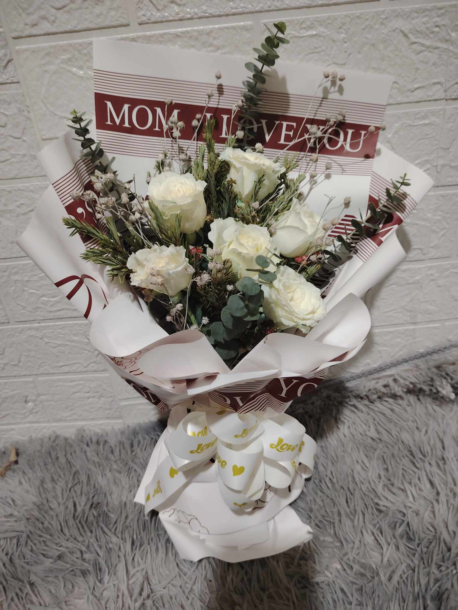 6 White Roses Design 6 White roses Bouquet – Online Flower Express