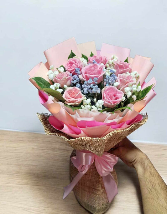 8pcs Soft Pink Roses