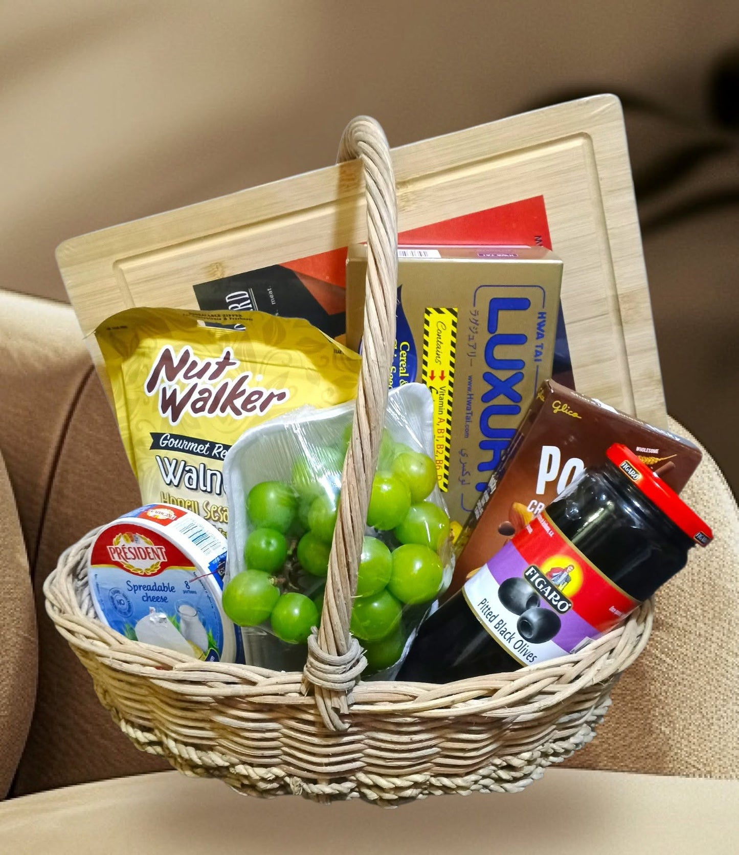 Gourmet Gift Basket