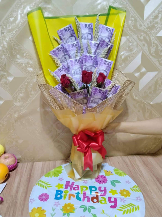 1500Php and 3 Roses Bouquet