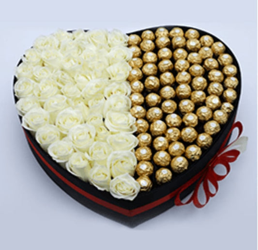 36 WHITE ROSES WITH FERRERO