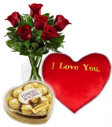 6 roses Heart Shaped Pillow and Ferrero